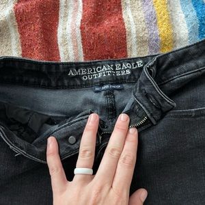 american eagle black short shorts